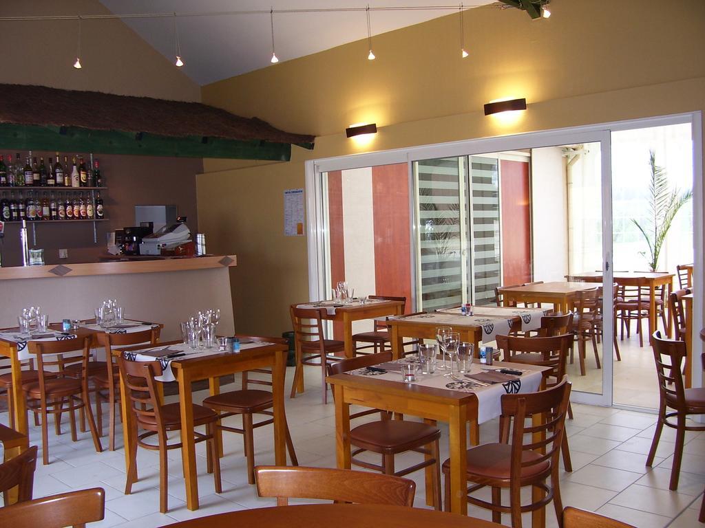 Hotel Camping L'Arada Parc Sonzay Exterior foto