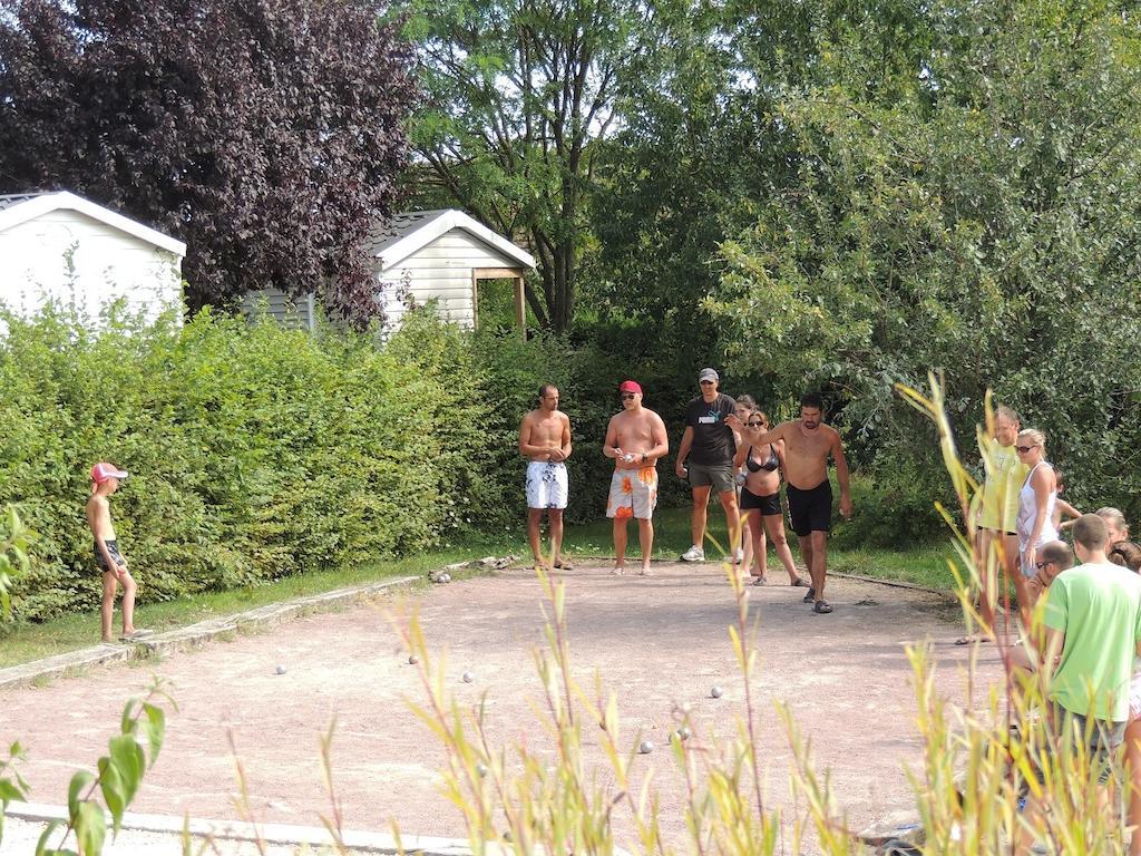 Hotel Camping L'Arada Parc Sonzay Exterior foto