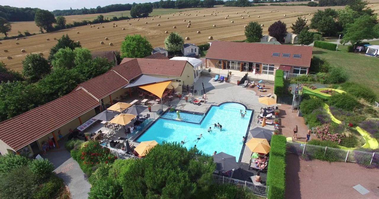 Hotel Camping L'Arada Parc Sonzay Exterior foto